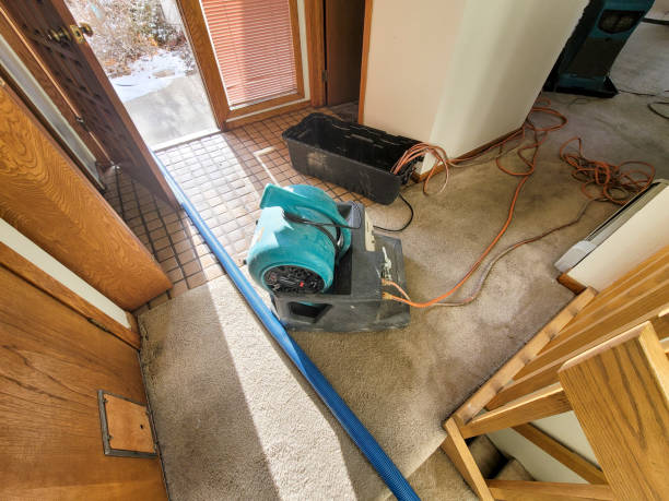 Water damage restoration process in Nissequogue, NY